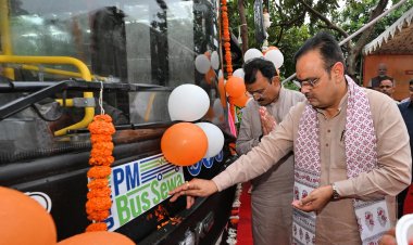 Jaipur E-Bus: जयपुर में शुरू हुआ ई-बसों का नया दौर, CM भजनलाल ने 16 बसों को दिखाई हरी झंडी; राजस्थान को मिलेंगी 1000 और