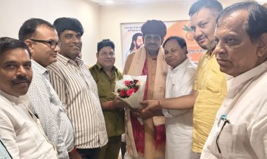 निकाय चुनाव से पहले BJP ने तेज की तैयारी, झुंझुनूं में प्रभुलाल सैनी ने कार्यकर्ताओं के साथ किया मंथन