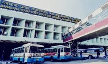 दिल्ली में 16 साल की छात्रा से चलती बस में गैंगरेप, 47 किमी तक दरिंदगी; ड्राइवर-कंडक्टर गिरफ्तार