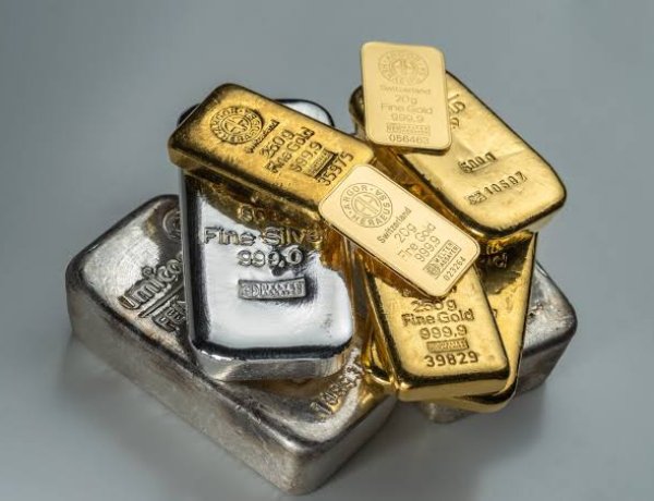 Gold Price Today: सोने की कीमतों पर दबाव जारी, 31 अगस्त को दिल्ली-मुंबई समेत इन शहरों में इतना हुआ भाव