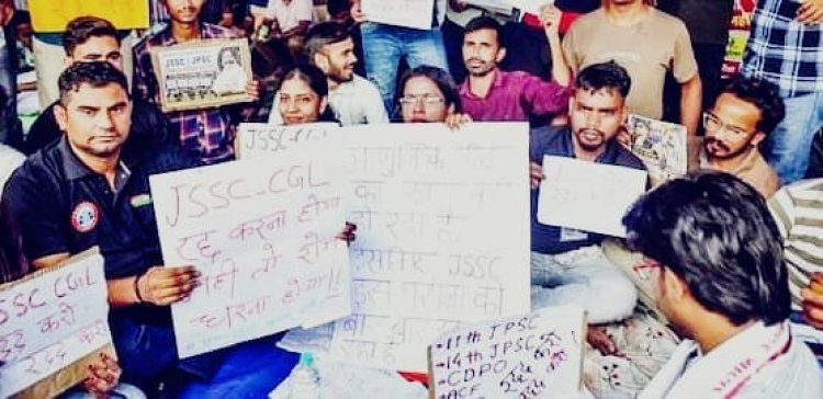 रांची में सरकार और छात्रों के बीच बातचीत शुरू, 10 सदस्यीय प्रतिनिधिमंडल वार्ता के लिए पहुंचा