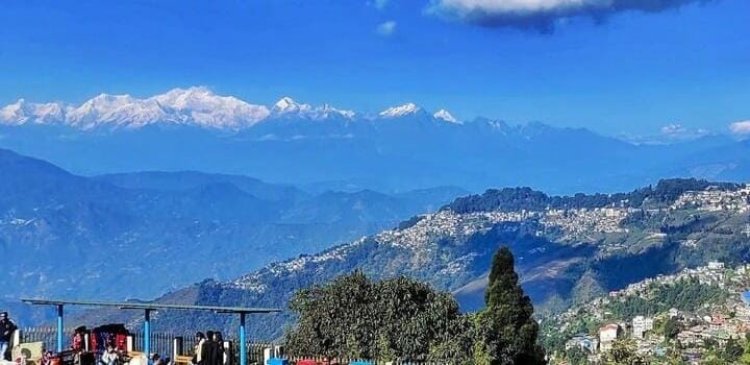 Solo Trip India: अकेले घूमने का बना रहे हैं प्लान? ये 10 जगहें देंगी सुकून, रोमांच और भरोसे का अनुभव