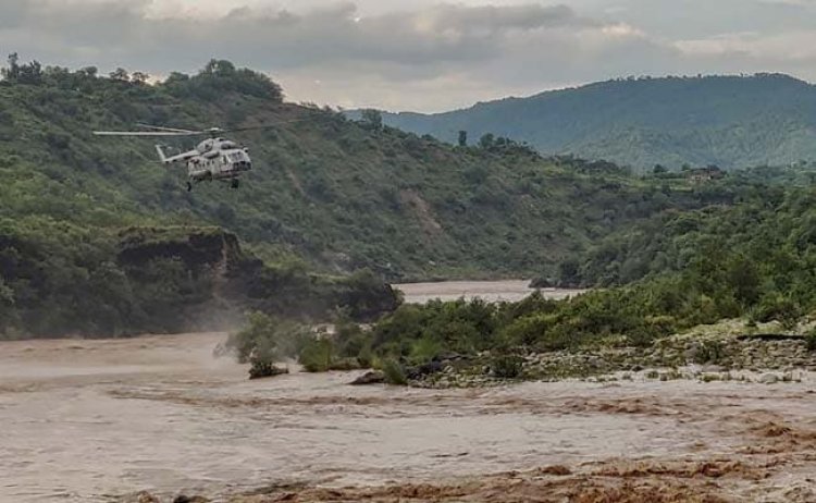 Jammu Kashmir Rain Alert: सलाल बांध के सभी गेट खुले, चिनाब में बढ़ा पानी; प्रशासन ने जारी की चेतावनी