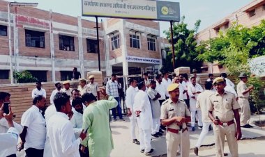 नामांकन वापसी पर राजस्थान में सियासी संग्राम: नाथद्वारा में BJP-कांग्रेस समर्थक भिड़े, बाड़मेर में RLP प्रत्याशी ने छोड़ा मैदान