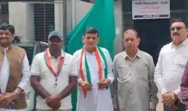 डूंगरपुर निकाय चुनाव में गरमाई सियासत, कांग्रेस ने उठाया आचार संहिता का मुद्दा; कलेक्टर से जांच की मांग