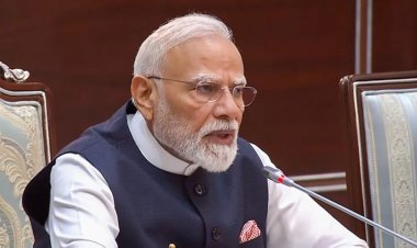 ‘मान लीजिए मैं आपका विद्यार्थी हूं...’ शिक्षकों से PM मोदी ने मांगे पब्लिक स्पीकिंग के टिप्स, स्क्रीन टाइम पर भी की खुलकर बात