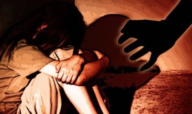 8वीं की नाबालिग छात्रा से दुष्कर्म का आरोप, पड़ोसी युवक ने कार में ले जाकर की वारदात