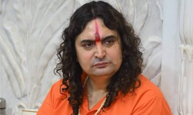 ओवैसी के जयपुर दौरे से गरमाई सियासत, बालमुकुंद आचार्य बोले- चुनाव में ‘बारूद’ फैलाने की कोशिश