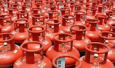 LPG Booking Rule: गांवों में सिलेंडर बुकिंग की बड़ी राहत, अब 25 दिन में बुक होगा अगला सिलेंडर; 45 दिन का नियम खत्म