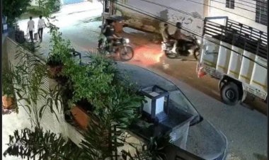 Jaipur Police: चोरों के चक्कर में पुलिस ने ही उठा ली बाइक, चोरी की समझकर झाड़ियों में छिपी बताई
