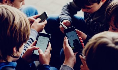 बच्चों की ऑनलाइन सुरक्षा पर सरकार का दबाव, Meta ने मानी अहम बात; आपत्तिजनक कंटेंट पर बढ़ेगी निगरानी