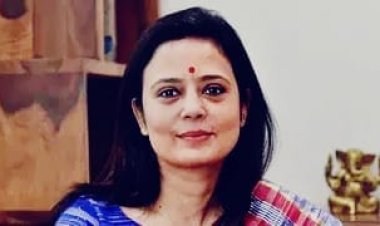 CEC ज्ञानेश कुमार के खिलाफ थाने पहुंचीं महुआ मोइत्रा, लगाया वोटर लिस्ट से जुड़े गंभीर आरोप