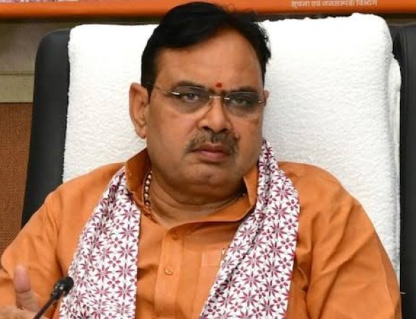 अजमेर में कल मुख्यमंत्री भजनलाल शर्मा का रोड शो, बागियों पर BJP-कांग्रेस सख्त; समर्थन नहीं किया तो 6 साल का निष्कासन!