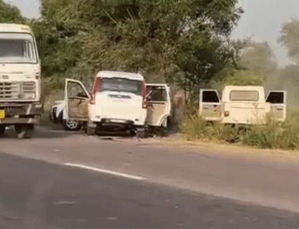Nagaur Crime: स्कॉर्पियो-कैंपर से पीछा कर ठेकेदार की क्रेटा को मारी टक्कर, लाठी-हॉकी से दौड़ा-दौड़ाकर पीटा