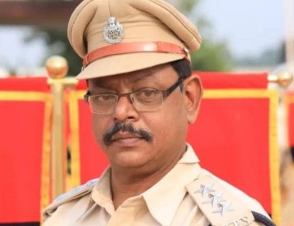 Kota DSP Giriraj Garg Death: 56 साल के DSP गिरिराज गर्ग का निधन, मांडलगढ़ में राजकीय सम्मान के साथ अंतिम संस्कार