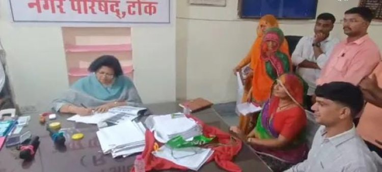टोंक के गांव ने ठुकराया चुनाव, टीना डाबी की समझाइश भी बेअसर; 4 उम्मीदवारों ने वापस लिए नामांकन