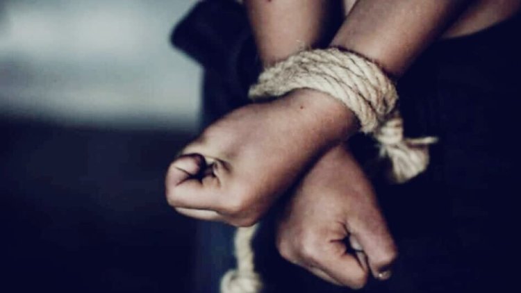 Alwar Crime: दोस्त घर से बुलाकर ले गया, फिर युवक पर जानलेवा हमला; 8-10 लोगों पर आरोप