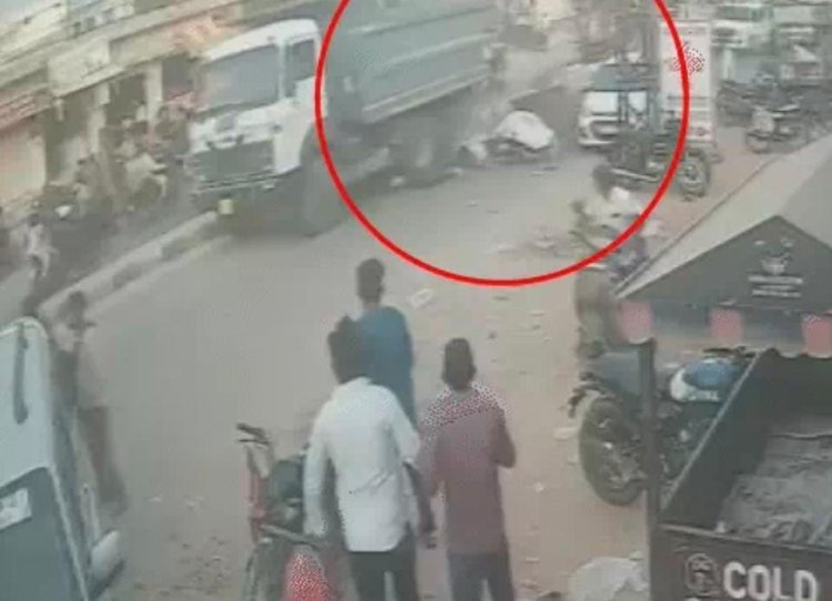 Jodhpur News: तेज रफ्तार डंपर ने बाइक सवार दंपती को कुचला, महिला की मौत; गुस्साई भीड़ ने वाहन फूंका