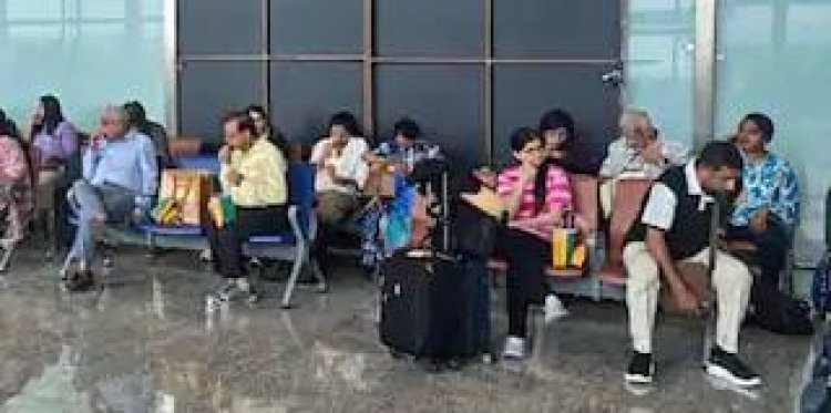 दिल्ली की बारिश ने उड़ानों पर लगाया ब्रेक: IGI पर 200 से ज्यादा फ्लाइट्स लेट, यात्रियों के लिए एडवाइजरी