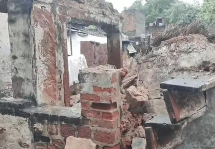 धौलपुर में बारिश का कहर: मांगरोल में ढहा पक्का मकान, खाली होने से टली बड़ी त्रासदी