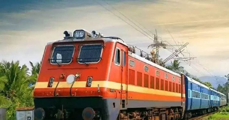 अक्टूबर में रेल यात्रियों की बढ़ी टेंशन! UP-MP समेत 6 राज्यों में कई ट्रेनें रद्द, डायवर्ट और शॉर्ट-टर्मिनेट