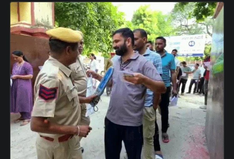 SI परीक्षा में ड्रेस कोड की सख्ती, जयपुर में शर्ट पर टेप; टोंक में सबसे ज्यादा उपस्थिति