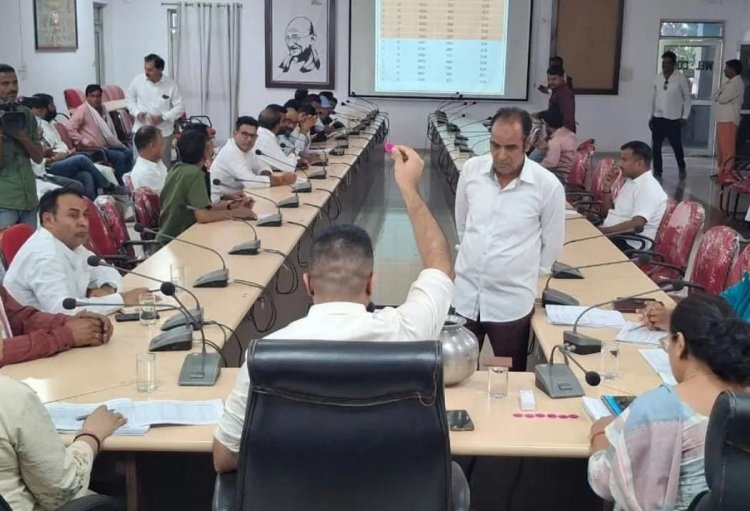 आरक्षण लॉटरी से साफ हुई तस्वीर, 16 पंचायत समितियों में बदले चुनावी समीकरण