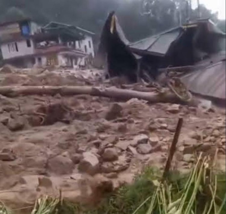 सिक्किम में रातभर बारिश के बाद पहाड़ टूटा, रिंबी गांव में 20 से ज्यादा घर तबाह; बाल-बाल बची जिंदगियां