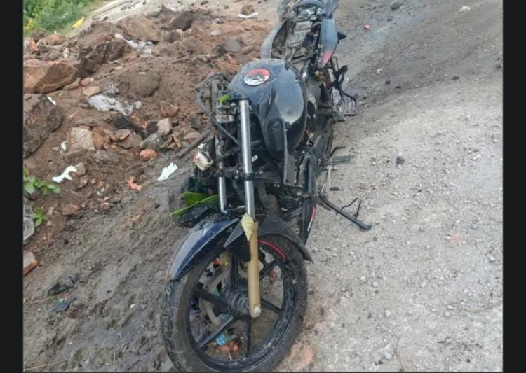 जयपुर में तेज रफ्तार ट्रक ने बाइक सवार 4 दोस्तों को मारी टक्कर, 2 की मौत; 2 गंभीर घायल