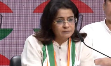 AAP की राष्ट्रीय मुख्य प्रवक्ता प्रियंका कक्कड़ कांग्रेस में शामिल, बताई पार्टी छोड़ने की वजह
