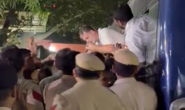 राहुल-प्रियंका हिरासत में, आकाशवाणी भवन में हाईवोल्टेज ड्रामा; CEC के इस्तीफे पर अड़ा विपक्ष