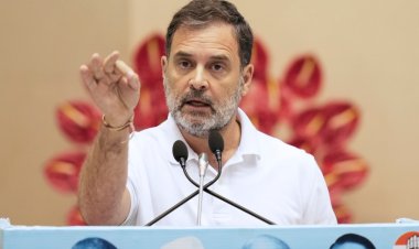 राष्ट्रपति से मुलाकात के बाद राहुल गांधी का बड़ा बयान, बोले- उनके रुख से आश्चर्यचकित हूं; सोमवार को सुप्रीम कोर्ट जाएगा विपक्ष
