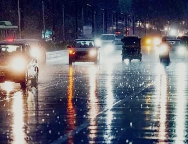 जयपुर में बदला मौसम का मिजाज, कई इलाकों में झमाझम बारिश के साथ गिरे चने के आकार के ओले
