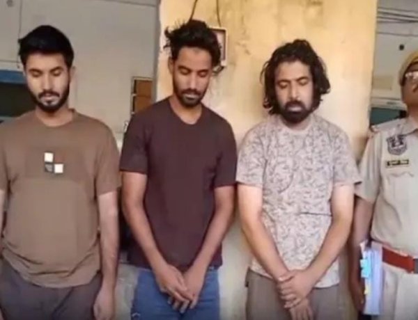 जयपुर में मोबाइल स्नैचिंग गिरोह का खुलासा, 3 आरोपी गिरफ्तार; 19 मोबाइल और डिजायर कार बरामद