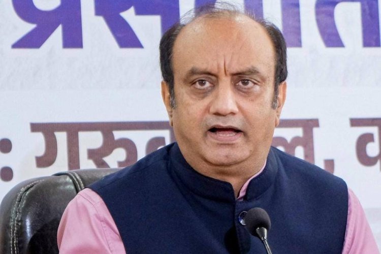 स्मित माछर की बहादुरी पर BJP का कांग्रेस से सवाल, सुधांशु त्रिवेदी ने जाकिर नाइक और बटला हाउस का जिक्र किया