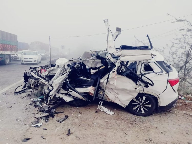 22 दिन पहले दूल्हा बना, अब साले की शादी में जाने से पहले मौत: डंपर में घुसी पिकअप, 2 की मौत; 2 गंभीर घायल