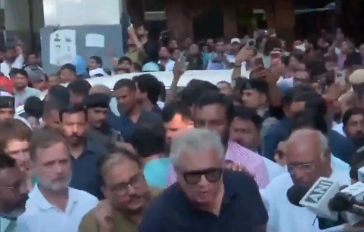 EC के खिलाफ जारी रहेगा प्रदर्शन, राहुल गांधी ने जंतर-मंतर पर धरने का किया ऐलान