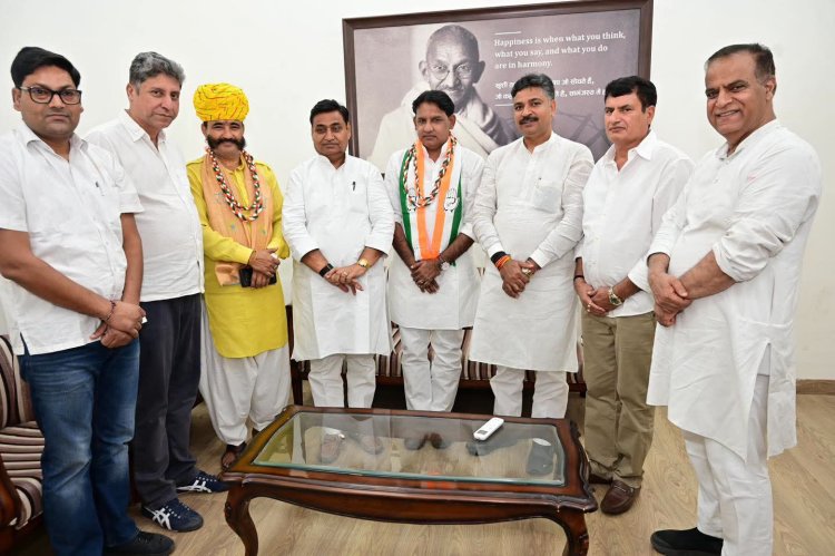 कांग्रेस का कुनबा बढ़ा, नेम सिंह फौजदार-गोपाल गुर्जर ने थामा हाथ; डोटासरा-जुली ने कराया ज्वॉइन