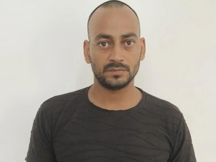 फेसबुक पर विदेशी महिला बनकर की दोस्ती, बेटे को विदेश में नौकरी का झांसा देकर 22 लाख ठगे