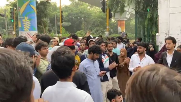 जामिया में छात्रों और सुरक्षाकर्मियों के बीच झड़प, तनाव के बाद ऑनलाइन हुईं कक्षाएं