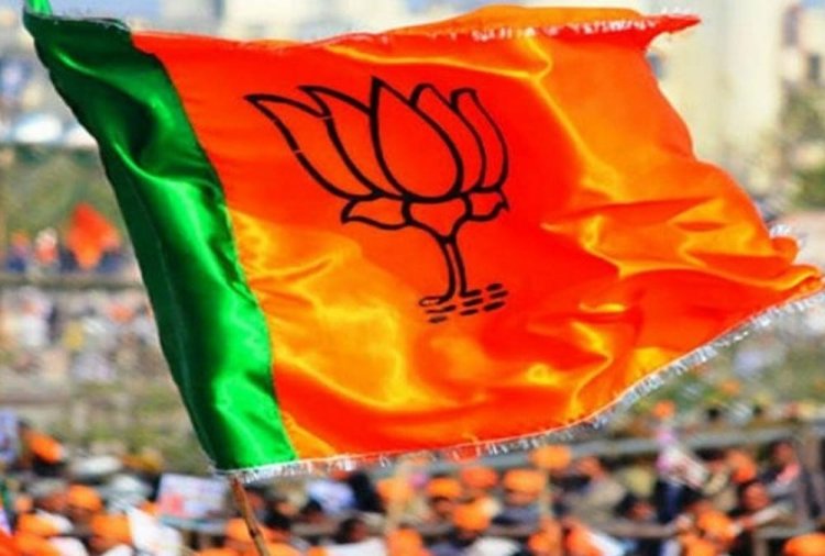 यूपी बीजेपी की नई कार्यसमिति का ऐलान, मुख्तार अब्बास नकवी और विनय कटियार समेत इन नेताओं को मिली जगह